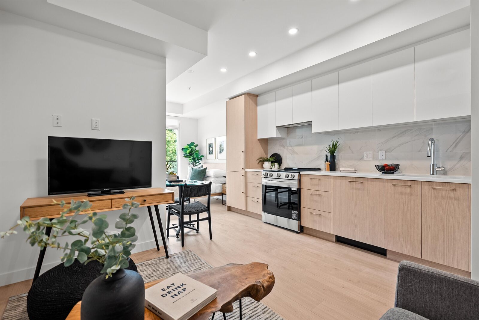 Property Photo: 150 James Road 602 BC V3H 2S4