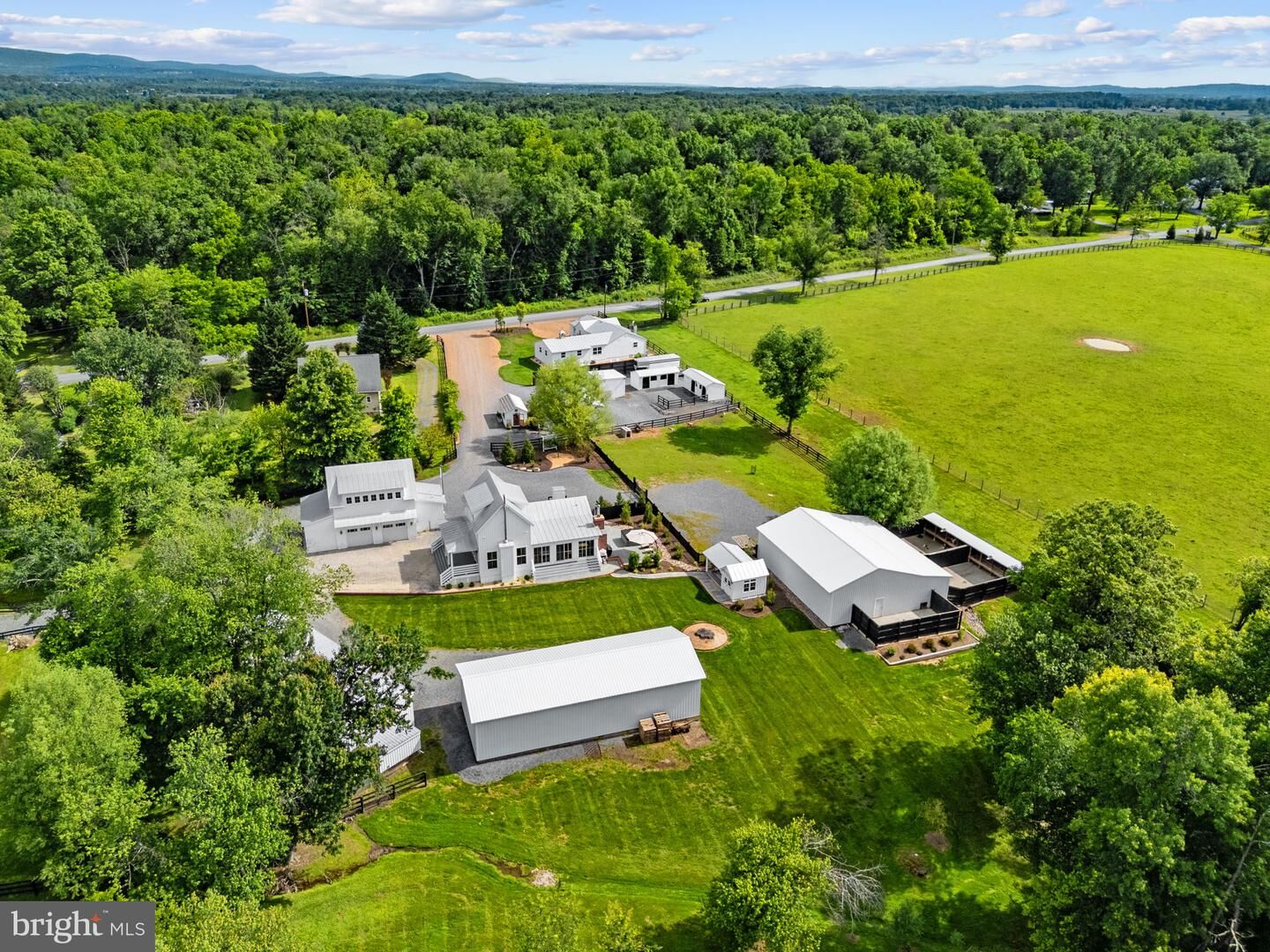 Property Photo:  35321 Snake Hill Road  VA 20117 