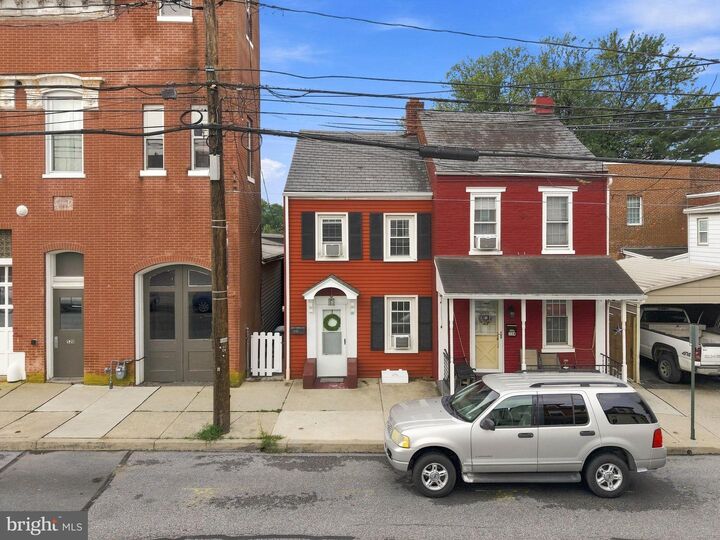 Property Photo:  516 Union Street  PA 17512 