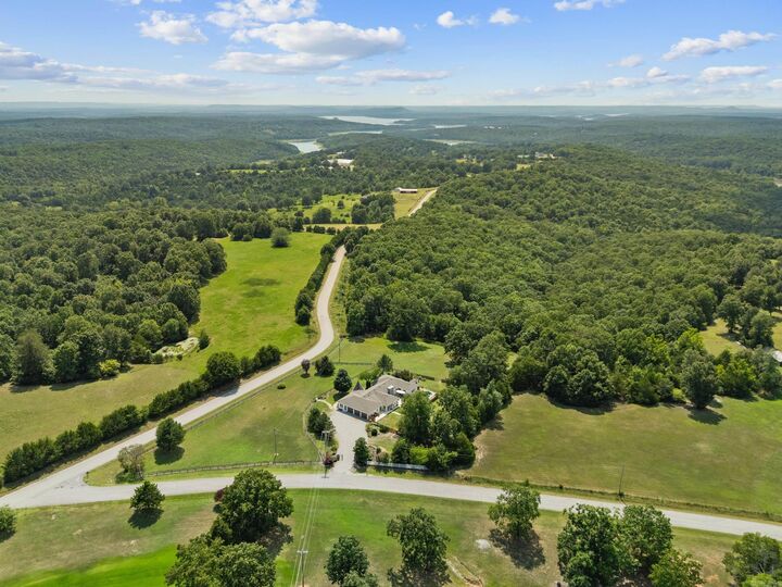 Property Photo: 56 Cr 1085 AR 72653