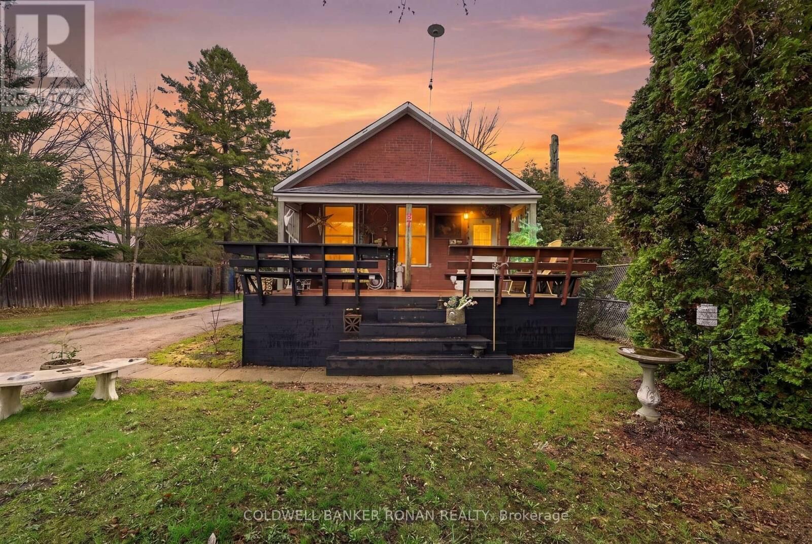 Property Photo: 87 Wellington Street East ON L9R 1G7