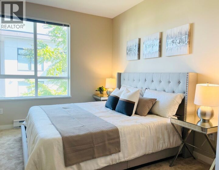 Property Photo: 9500 Odlin Road 432 BC V6X 0H5