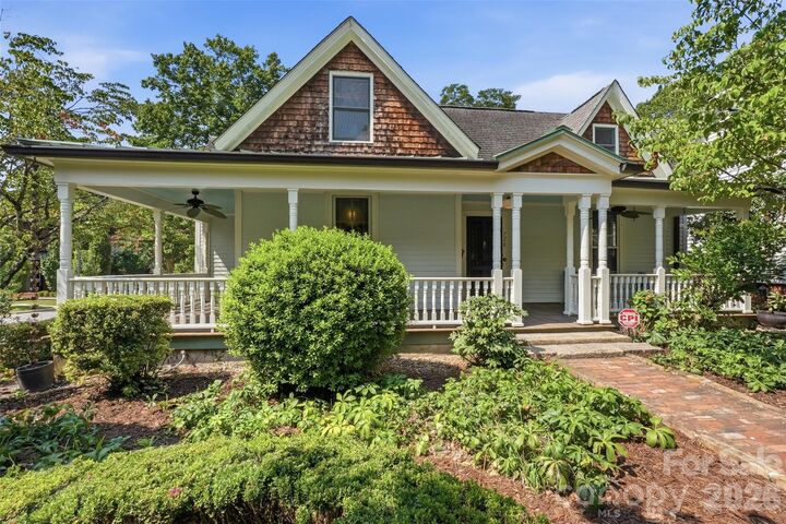 Property Photo: 728 Lexington Avenue NC 28203