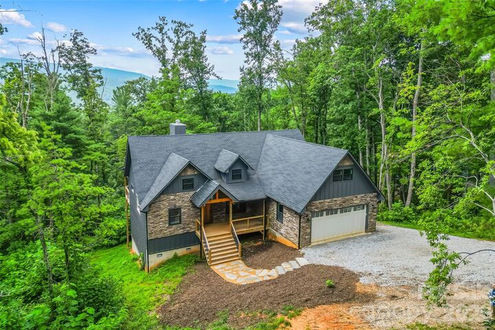 Property Photo:  44 Valley View Drive  NC 28752 