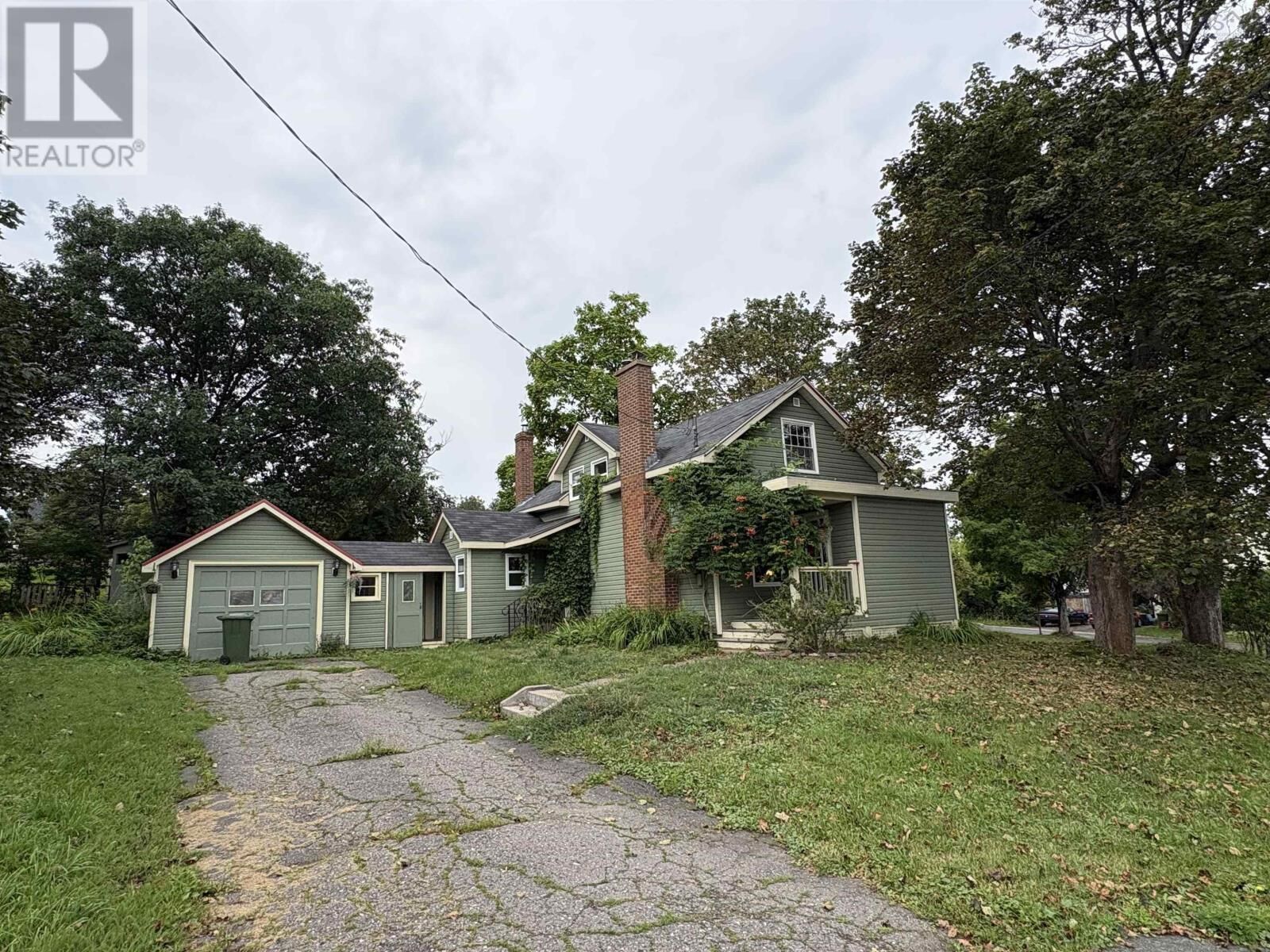 Property Photo:  50 Rose Avenue  NS B0K 1X0 