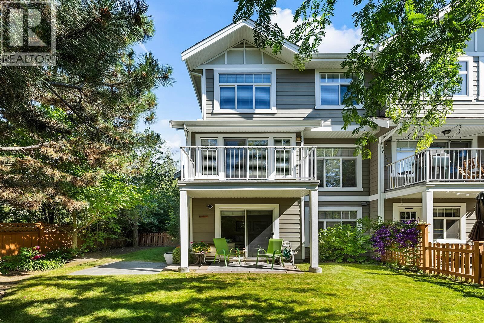 Property Photo:  1853 Parkview Crescent 12  BC V1X 8A3 