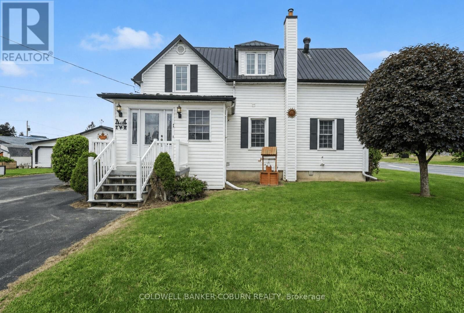 Property Photo:  1 Hummel Street  ON K0C 1H0 