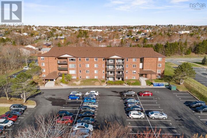 Property Photo:  64 Cumberland Drive 402  NS B2V 2C7 