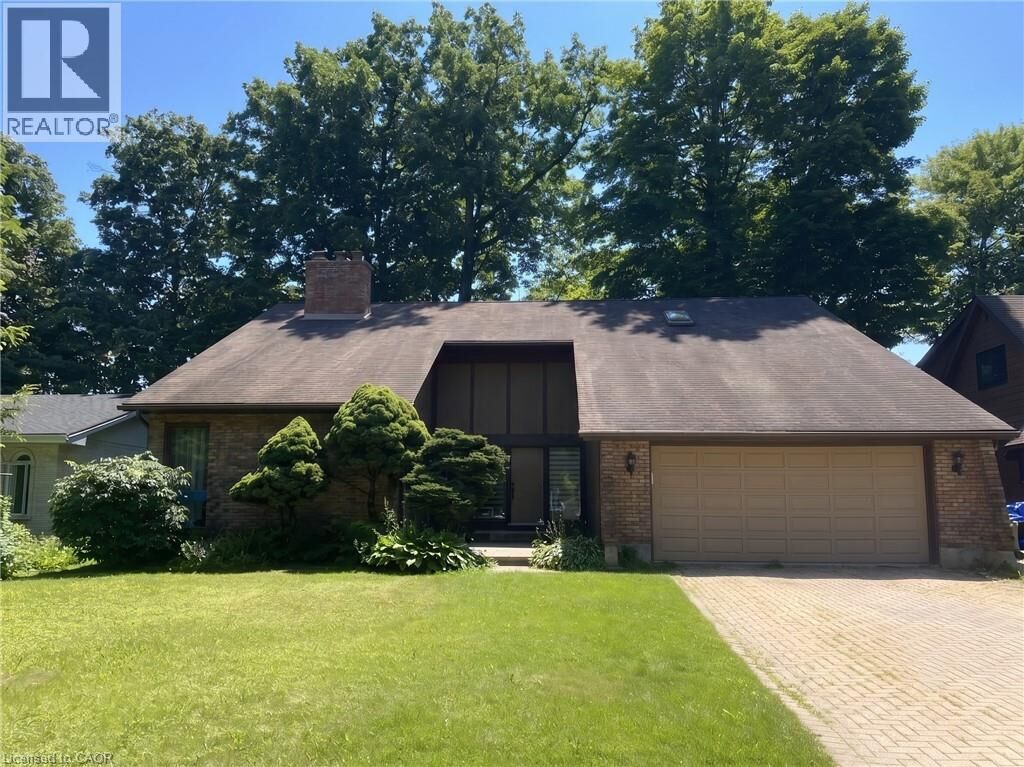 Property Photo: 139 Gunn Avenue ON N3C 2Z5