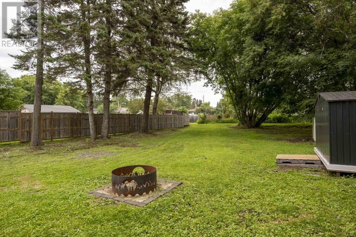 Property Photo: 238 Angus St ON P7A 2Y4