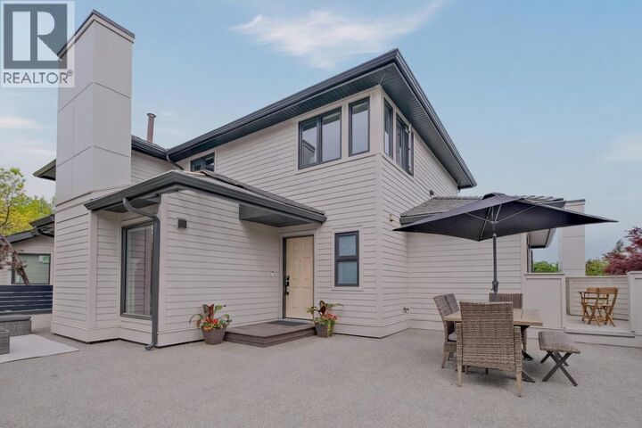 Property Photo: 414 West Avenue 11 BC V1Y 4Z2
