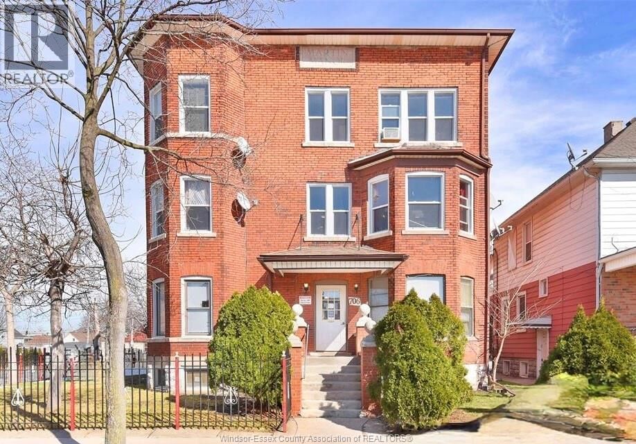Property Photo:  706 Marentette Avenue 5  ON N9A 1Z6 