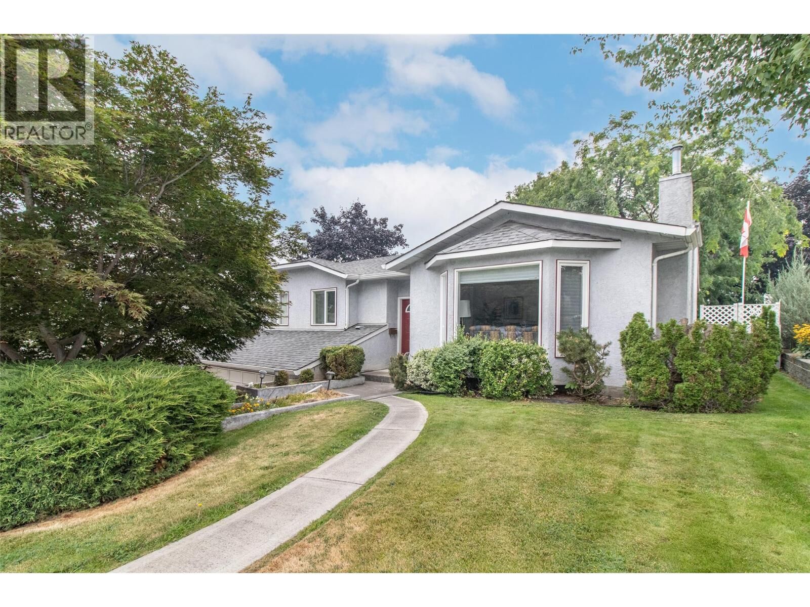 Property Photo:  1152 Koby Court  BC V1Y 9J9 