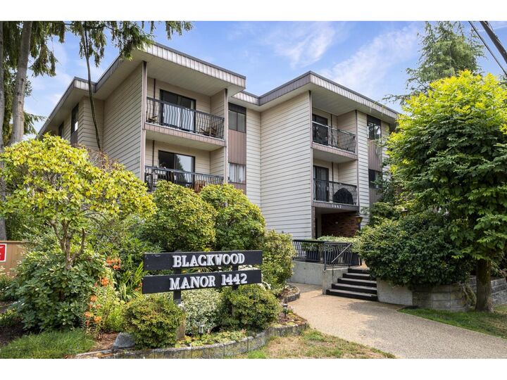 Property Photo: 1442 Blackwood Street 306 BC V4B 3V5
