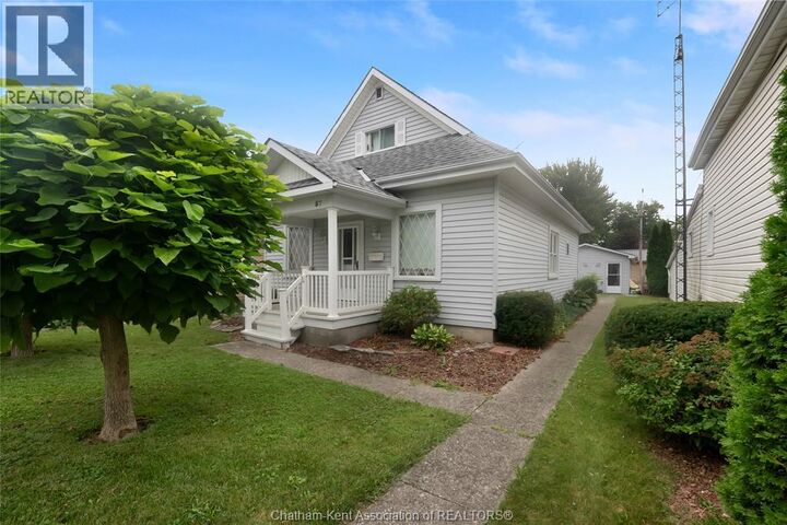 Property Photo:  57 Canal Street West  ON N0P 2L0 