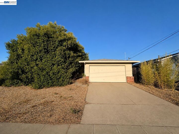 Property Photo: 1176 Dublin Ave CA 94550