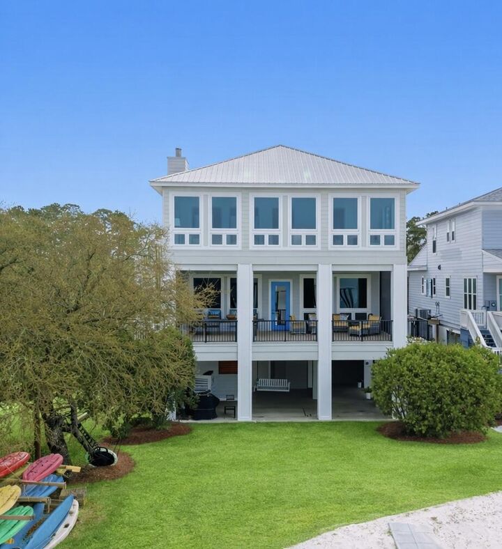 Property Photo:  14520 River Road  FL 32507 