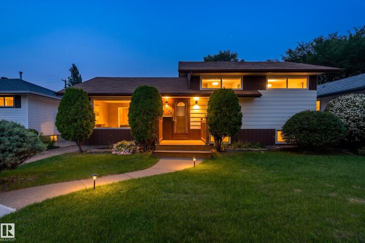 9012 Meadowlark Road NW — photo 1