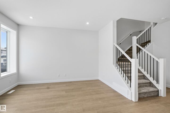 Property Photo: 3758 Erlanger Drive NW AB T6M 1R9