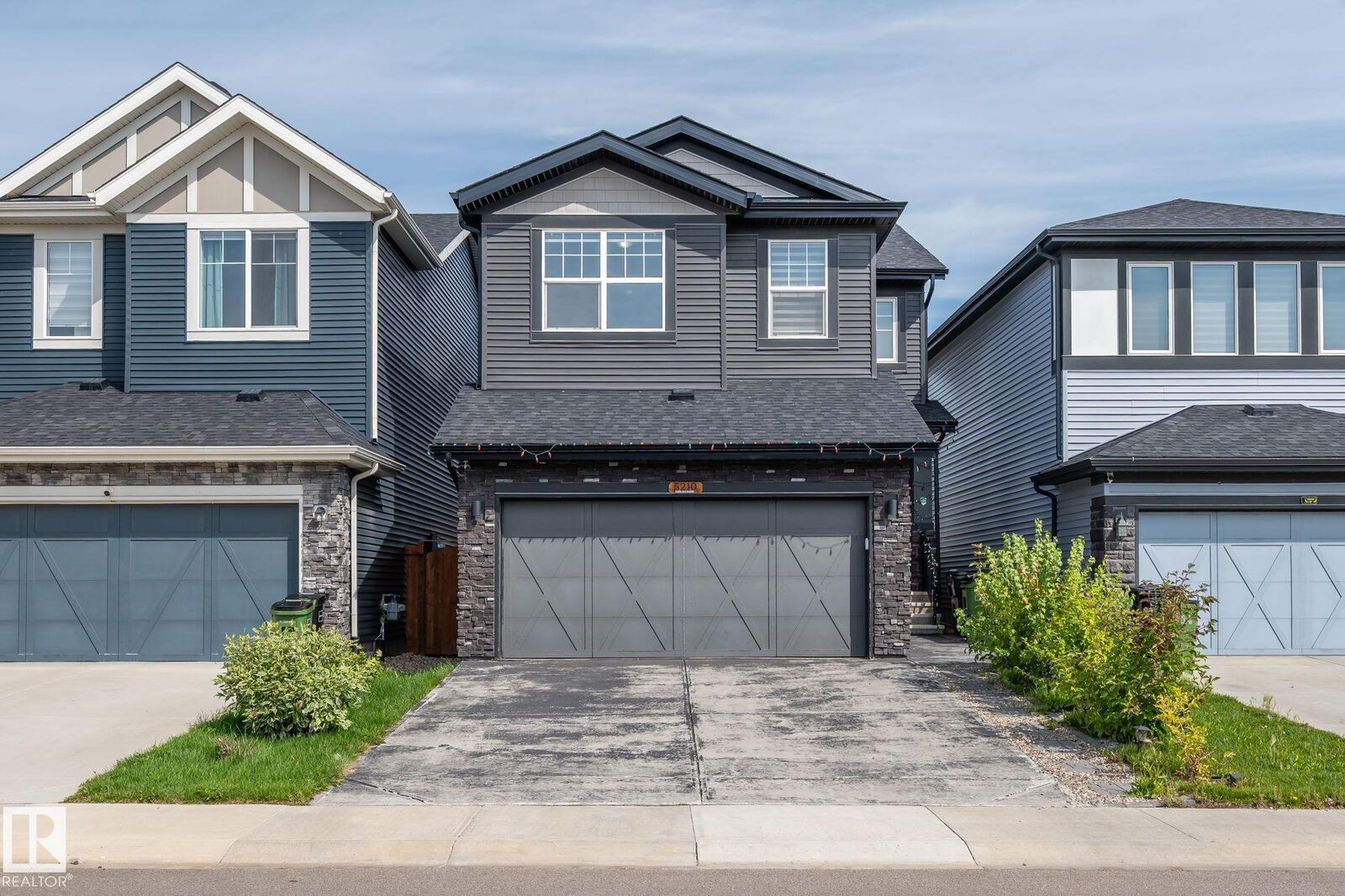 Property Photo: 5210 23 Ave SW AB T6X 2X4