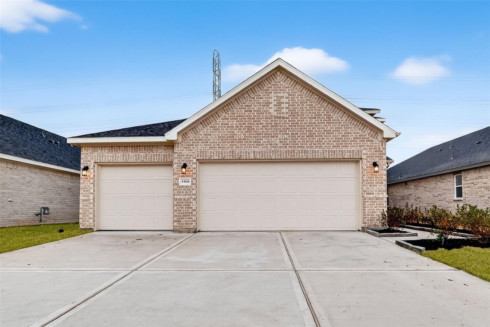 Property Photo:  2110 Spring Hollow Drive  TX 77521 