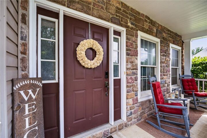 Property Photo:  42 Mill Brook Court  PA 18045 