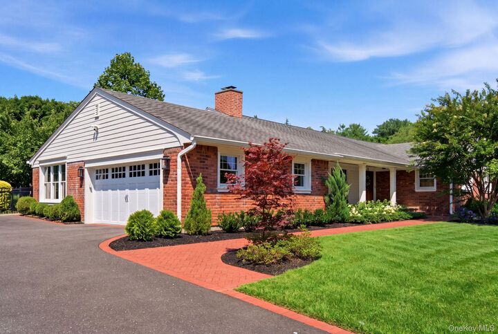 Property Photo:  23 Renwick Avenue  NY 11743 