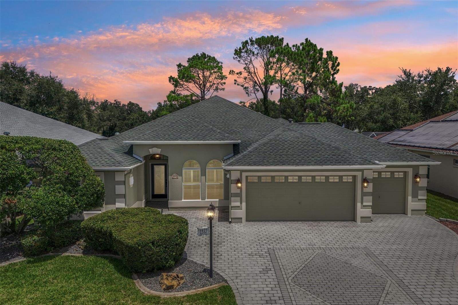 Property Photo: 3425 Sterling Street FL 32162