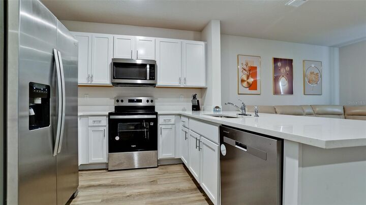Property Photo:  2746 Pearly Banks Drive  FL 34208 