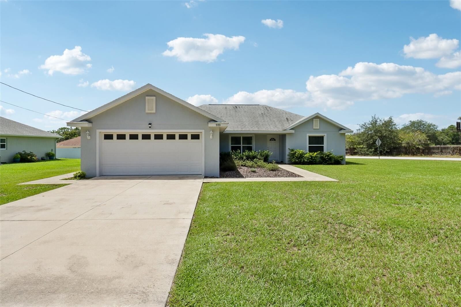 Property Photo:  9170 SE 150th Street  FL 34491 