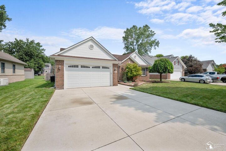 Property Photo:  30134 Willow Springs Road  MI 48134 