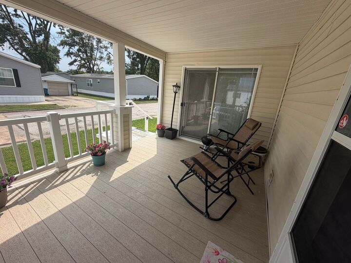 Property Photo: 336 Avenue F IL 61704