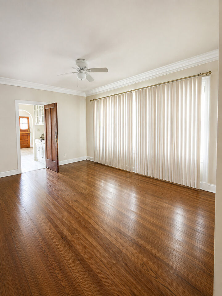 Property Photo:  8017 S Rhodes Avenue  IL 60619 