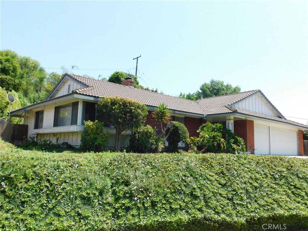 Property Photo:  2346 Sarandi Grande Drive  CA 91745 