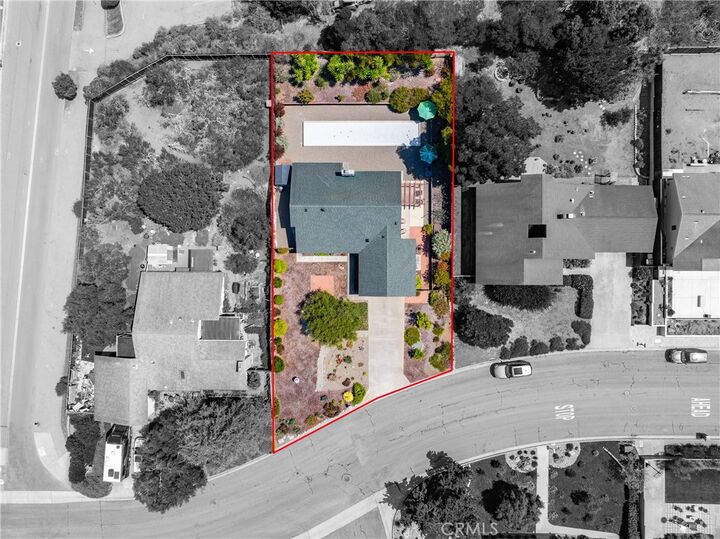 Property Photo: 1340 Bay Oaks CA 93402