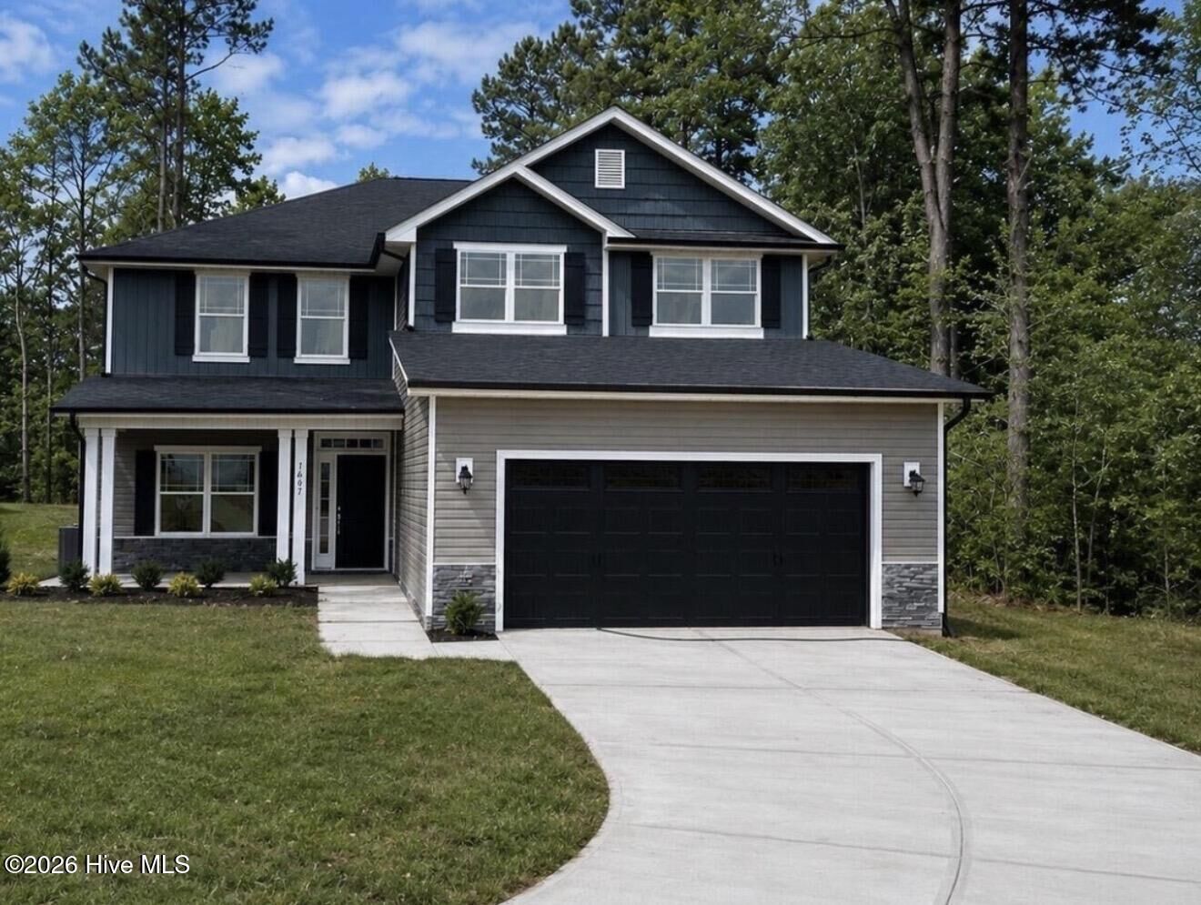 Property Photo: 1043 Longneedle Street NC 27804