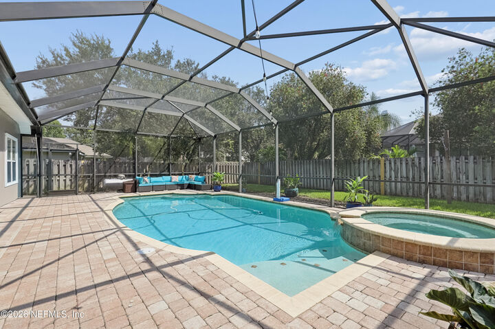 Property Photo:  1909 Tuscan Oaks Court  FL 32003 