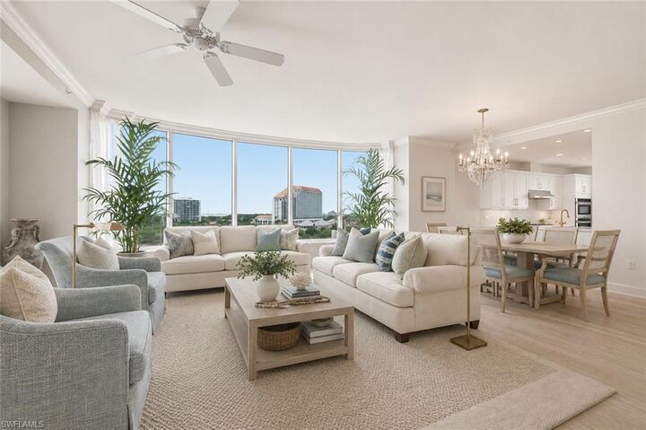 Property Photo:  60 Seagate Dr 806  FL 34103 
