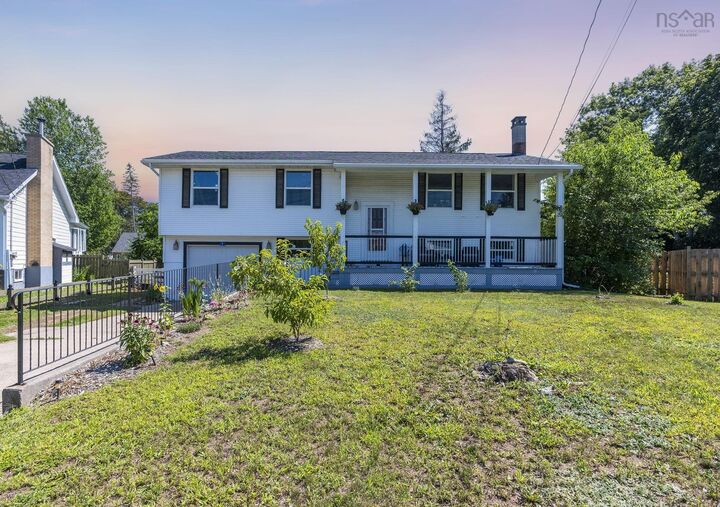 1 McKenzie Drive — photo 1