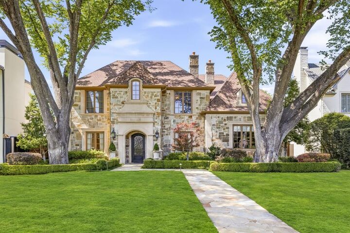 Property Photo:  7635 Bryn Mawr Drive  TX 75225 
