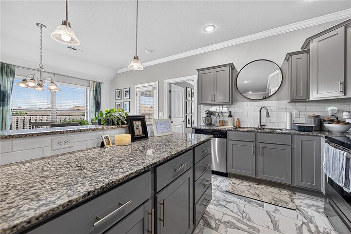Property Photo: 4590 W Croft Drive AR 72704