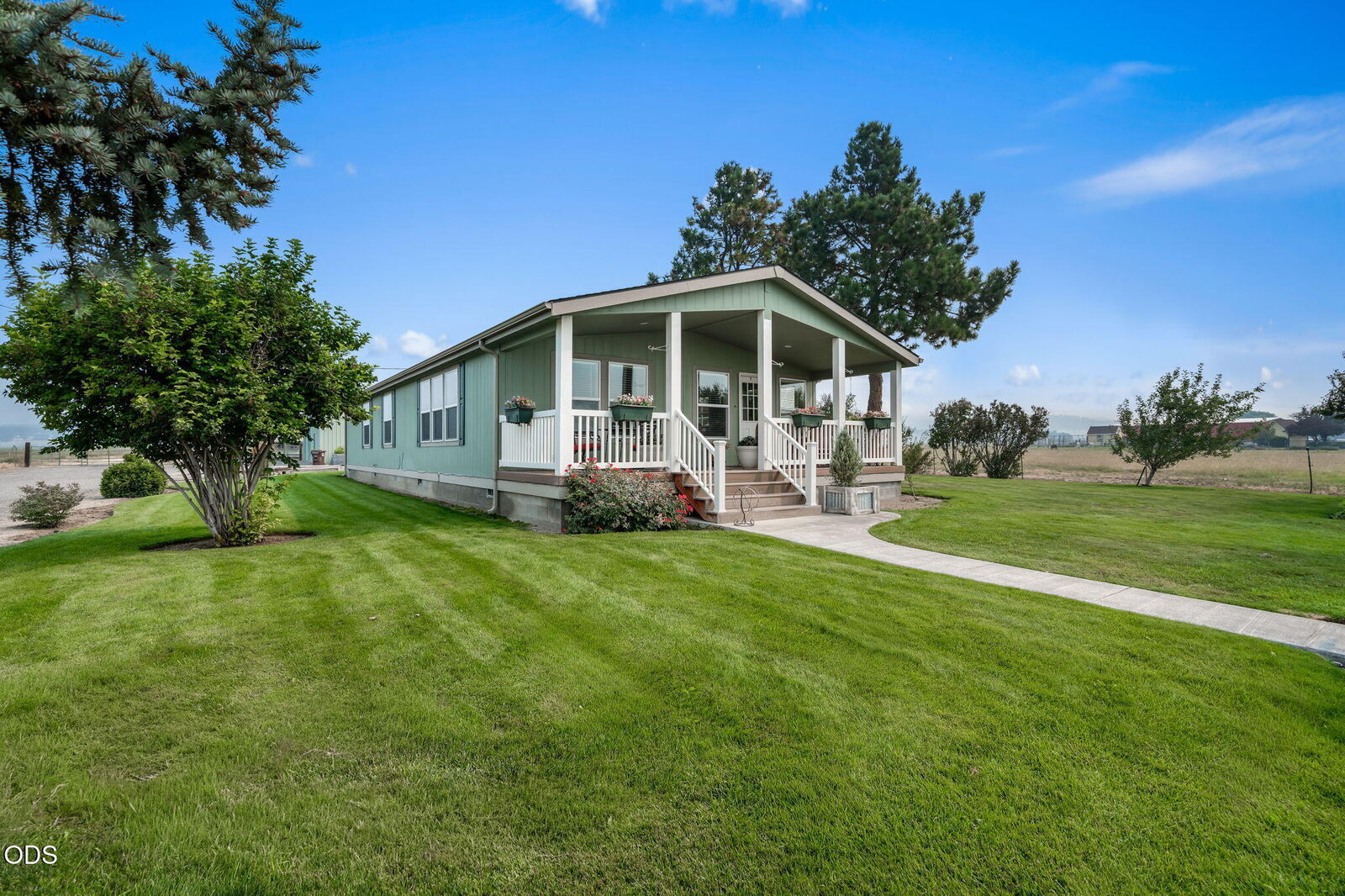Property Photo:  4243 NW Gerke Road  OR 97754 