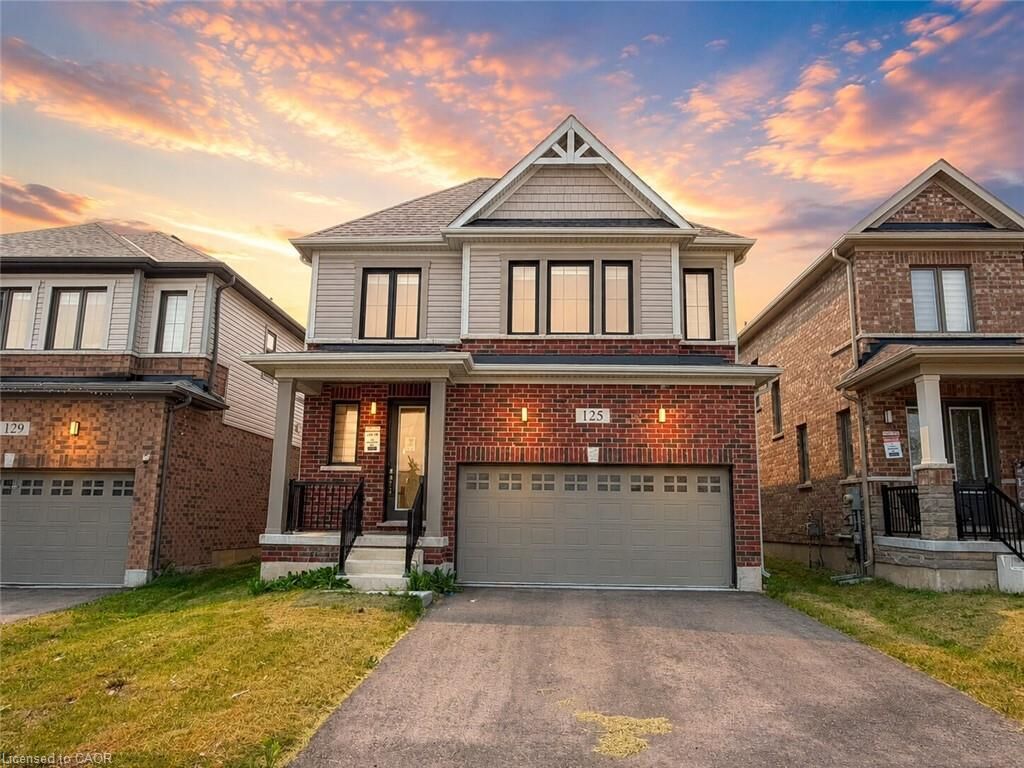 Property Photo: 125 Leslie Davis Street ON N0B 1E0