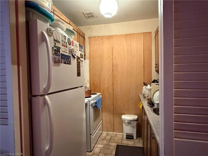Property Photo: 921 Midland Avenue 306 ON M1K 4G2