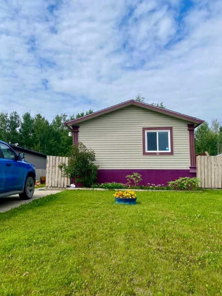 Property Photo:  32 Dragonfly Crescent  AB T0H 1Z0 