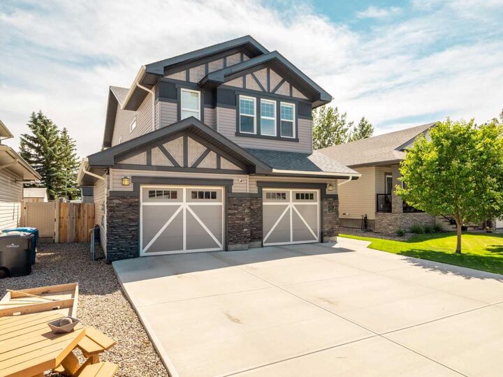 Property Photo: 187 Westgate Drive AB T1M 0E2