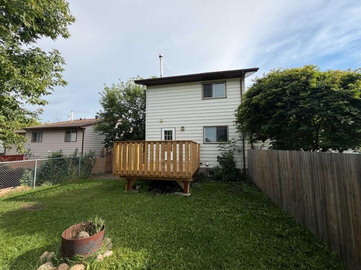 Property Photo: 9312 67 Avenue AB T8W 1C2