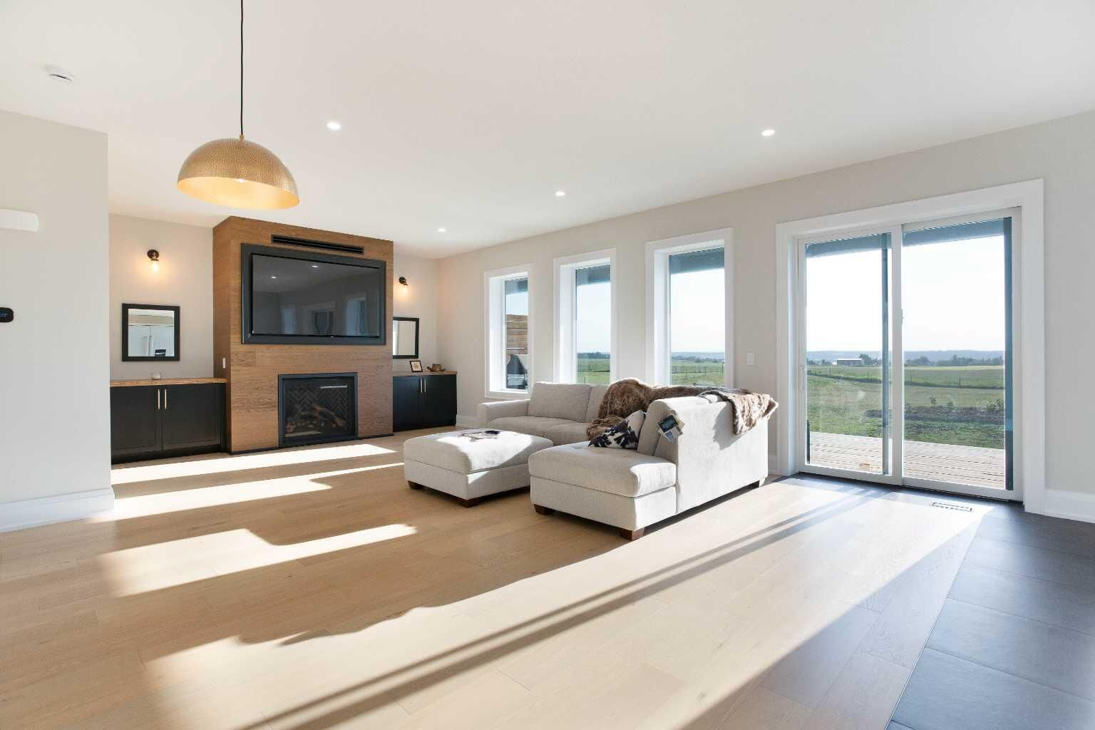 Property Photo: 4141 Township Road 340 4 AB T0M 1C0