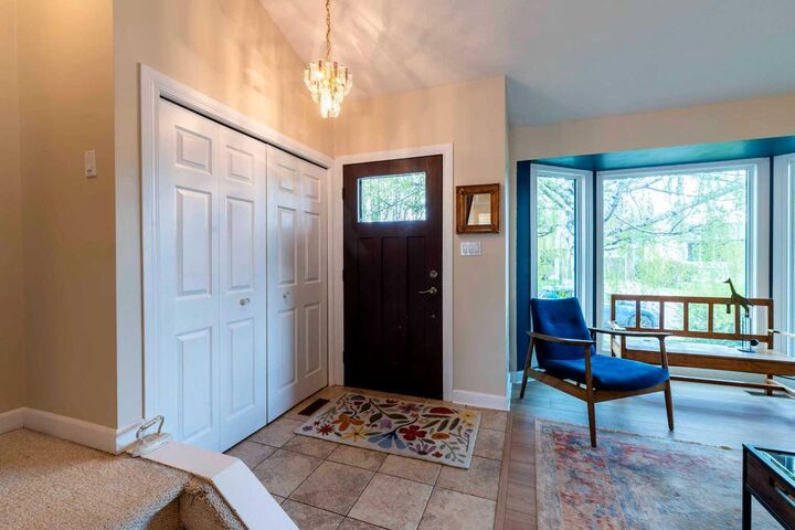 Property Photo: 19 Maxwell Avenue AB T4R 1P3