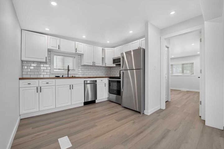 Property Photo: 1410 43 Street S #22 AB T1K 3S5